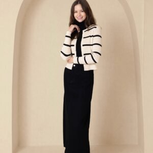 Black Basic Denim Skirt - Image 2