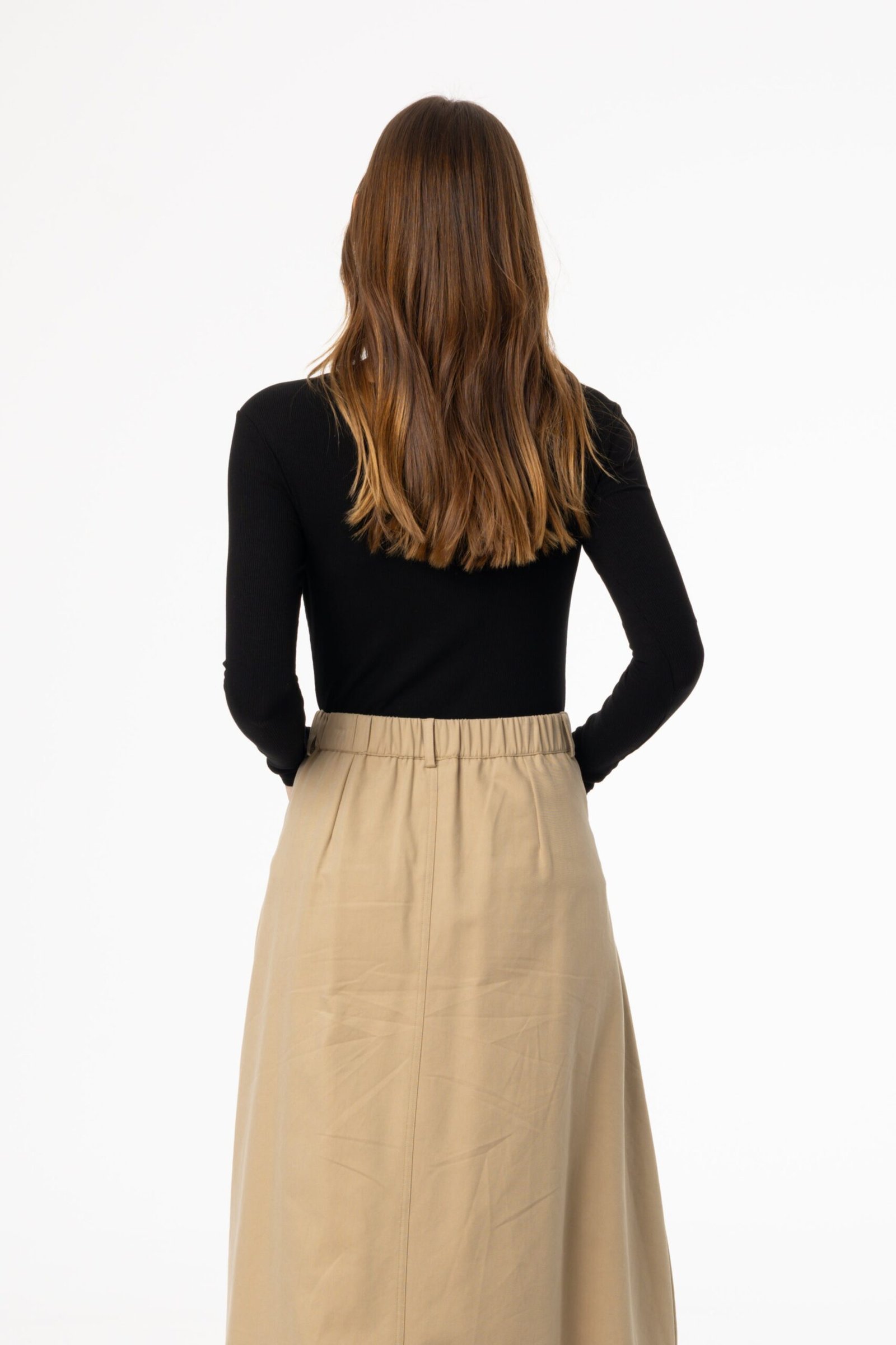 Black Basic Wider Neck Ribbed Tee - Image 3